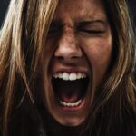 5 maneiras pelas quais a ira de Deus não é como a nossa – EBD Hoje