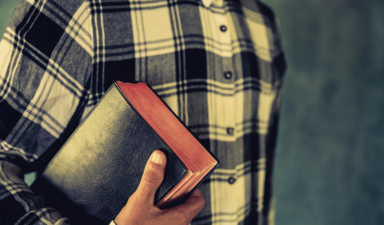 Os Cristãos Não Podem Esquecer a Lei – EBD Hoje