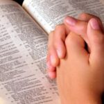 7 Salmos para ler quando a vida parece miserável – EBD Hoje