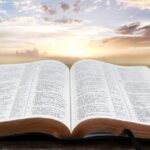 17 Benefícios de ler a Bíblia inteira – EBD Hoje