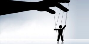 10 maneiras que um narcisista abusa de sua bondade – EBD Hoje