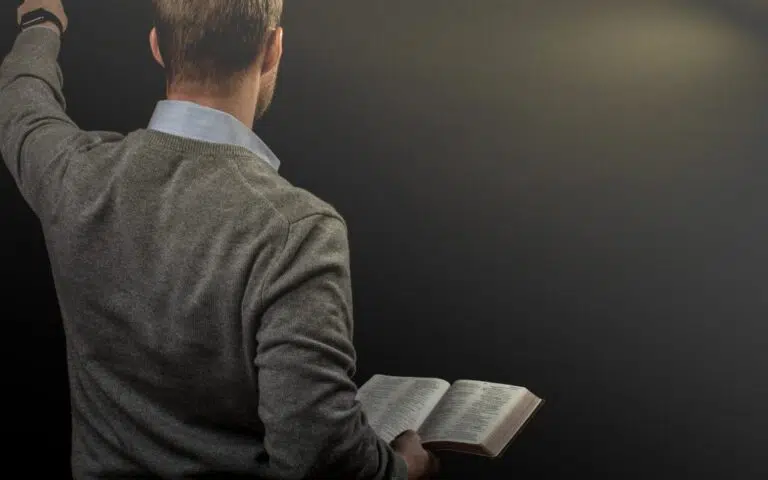 24020 versiculos sobre pregar a biblia EBD Hoje - Escola Dominical 8 Versículos sobre Pregar a Bíblia - EBD Hoje 8 Versículos sobre Pregar a Bíblia – EBD Hoje