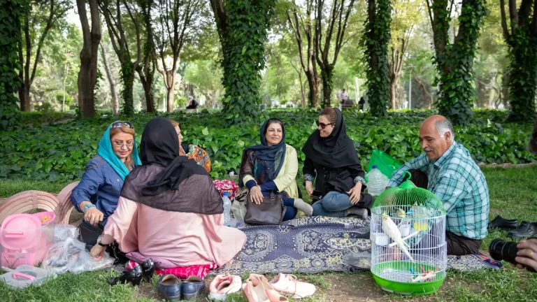 Cristãos praticam hospitalidade durante a crise no Irã – Portas Abertas